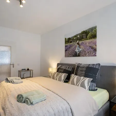 San Marino 2 * Mücheln