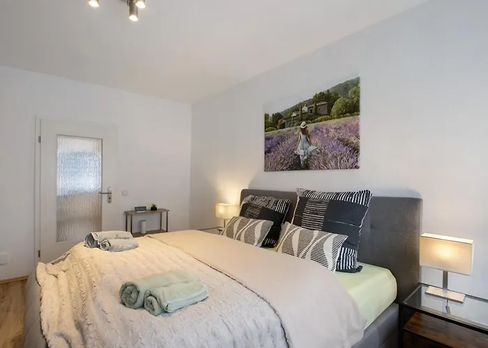 San Marino 2 * Mucheln